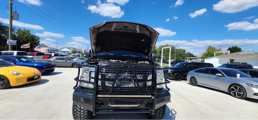 Ford F-250 SD Lariat Crew Cab 4WD 2019 Ford F-250 SD Lariat Crew Cab 4WD 2019