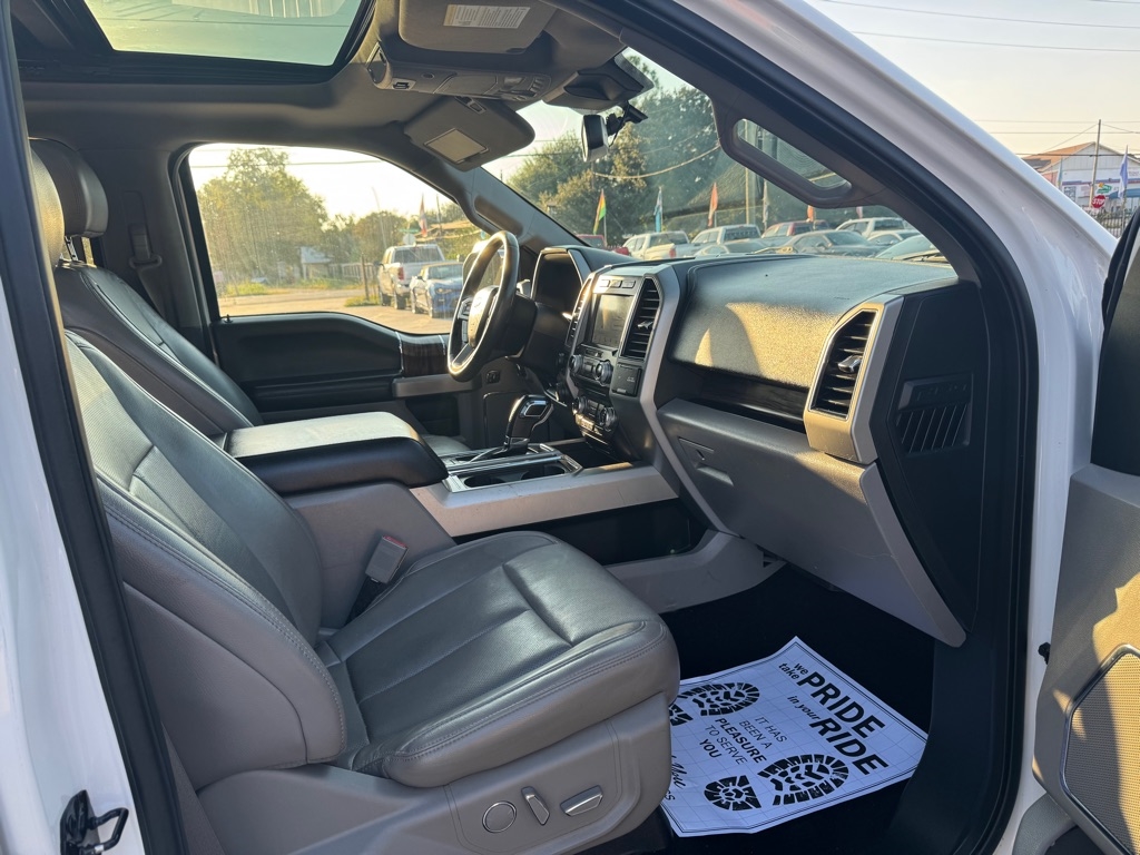 Ford F-150 Lariat SuperCrew 5.5-ft. Bed 4WD 2018 Ford F-150 Lariat SuperCrew 5.5-ft. Bed 4WD 2018