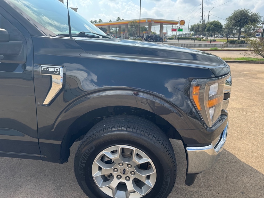 Ford F-150 XLT SuperCrew 5.5-ft. Bed 4WD 2023 Ford F-150 XLT SuperCrew 5.5-ft. Bed 4WD 2023