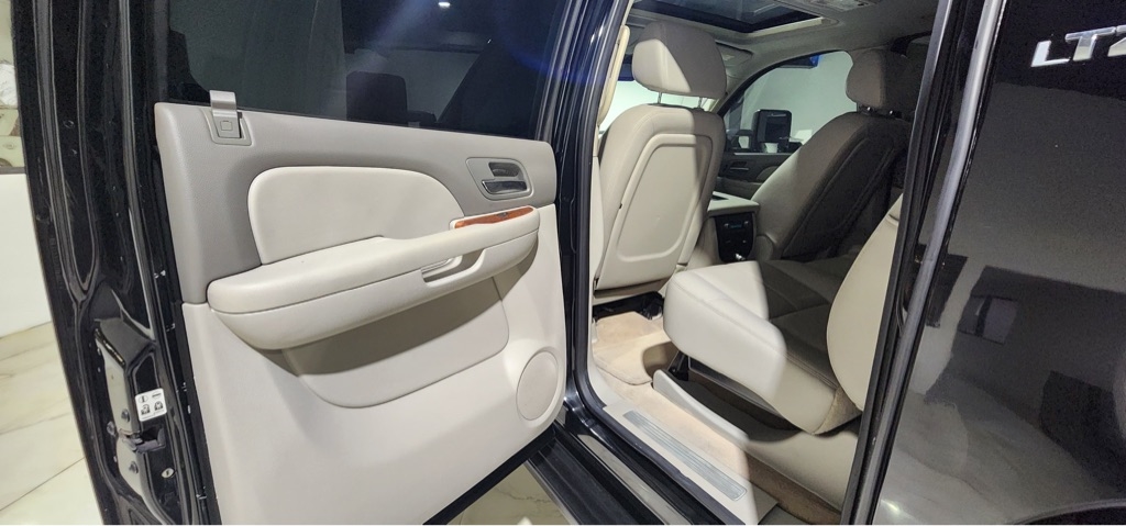 Chevrolet Avalanche LS 4WD 2008