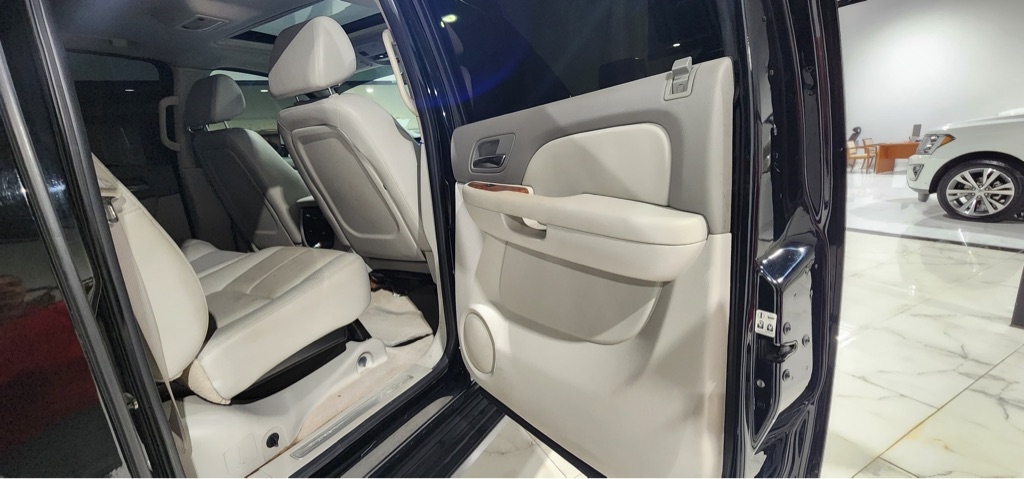 Chevrolet Avalanche LS 4WD 2008