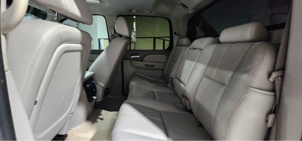 Chevrolet Avalanche LS 4WD 2008