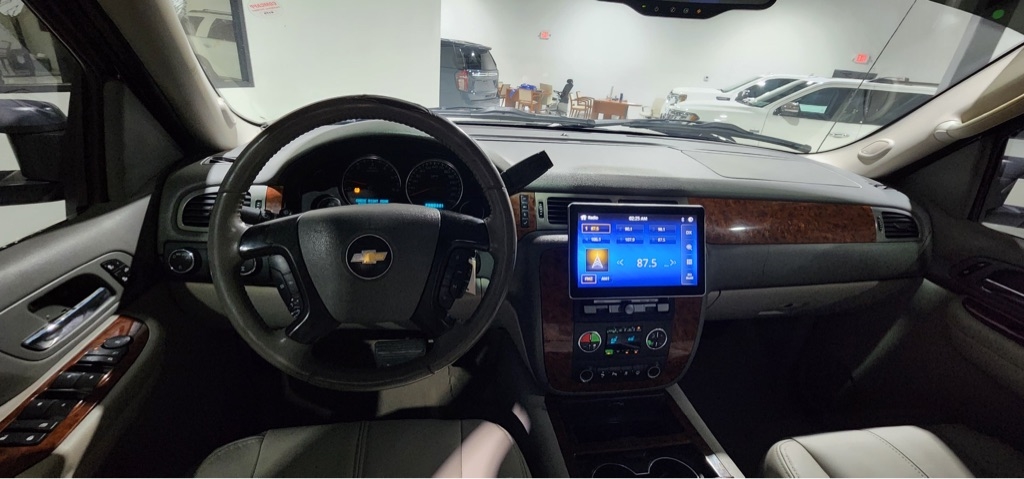 Chevrolet Avalanche LS 4WD 2008