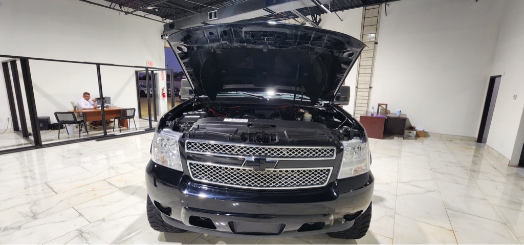 Chevrolet Avalanche LS 4WD 2008