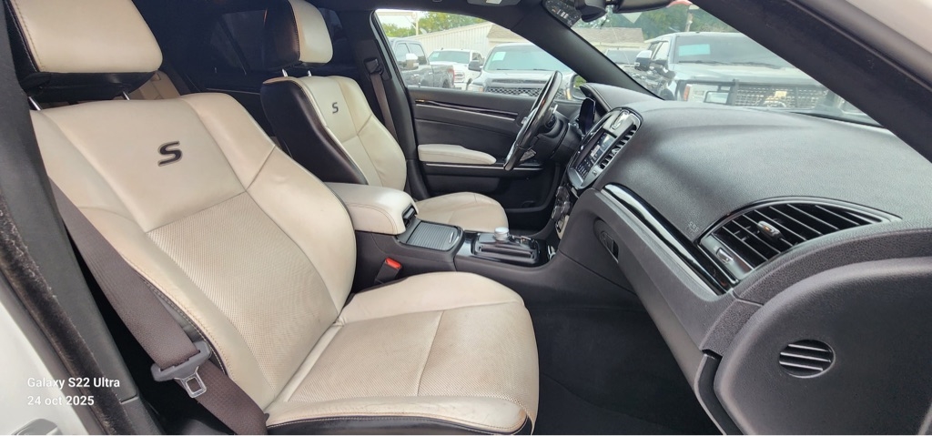 Chrysler 300 S RWD 2019 Chrysler 300 S RWD 2019