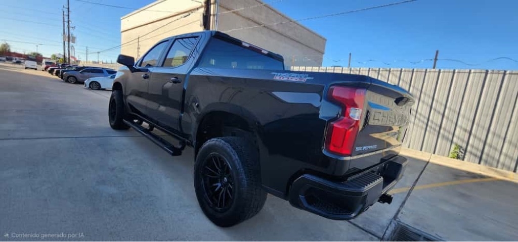 Chevrolet Silverado 1500 LT Trail Boss Crew Cab 4WD 2021