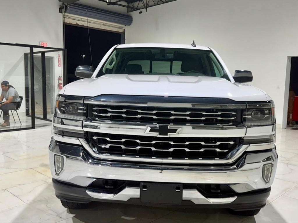 Chevrolet Silverado 1500 LTZ Crew Cab 2WD 2018