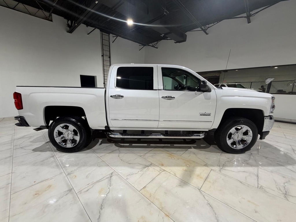 Chevrolet Silverado 1500 LTZ Crew Cab 2WD 2018