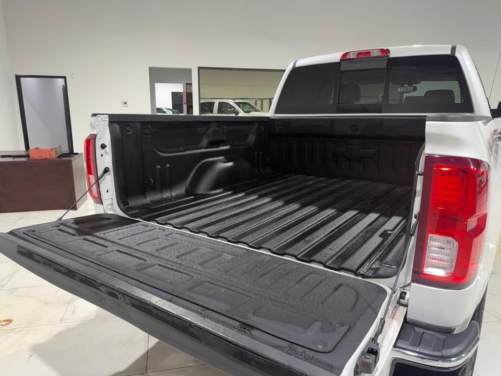Chevrolet Silverado 1500 LTZ Crew Cab 2WD 2018