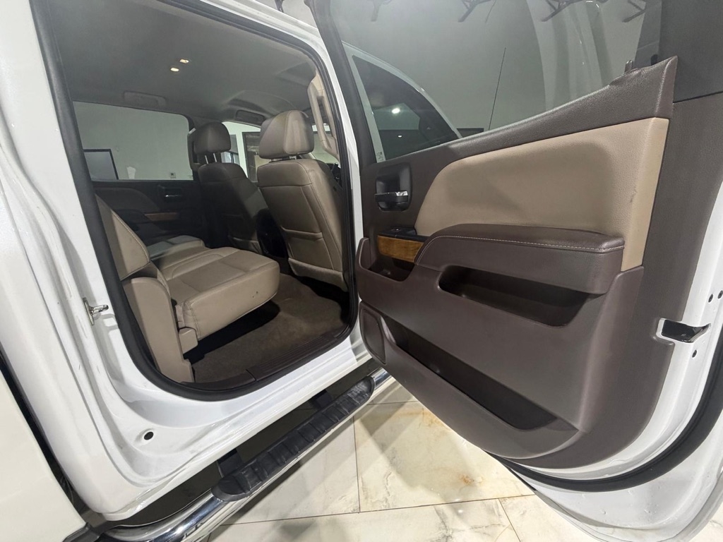 Chevrolet Silverado 1500 LTZ Crew Cab 2WD 2018