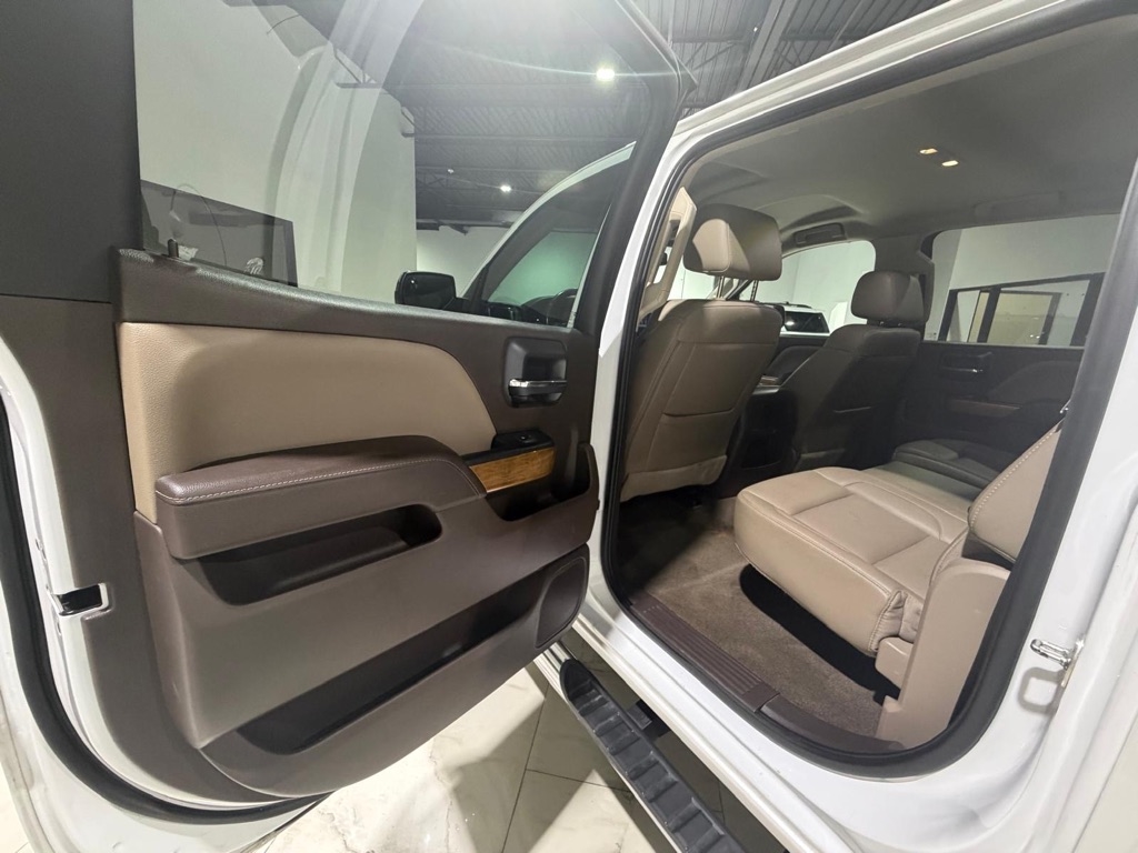 Chevrolet Silverado 1500 LTZ Crew Cab 2WD 2018