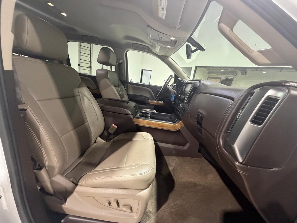 Chevrolet Silverado 1500 LTZ Crew Cab 2WD 2018