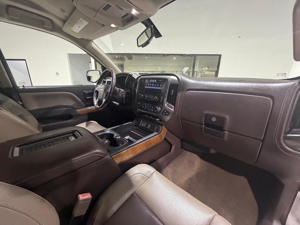 Chevrolet Silverado 1500 LTZ Crew Cab 2WD 2018