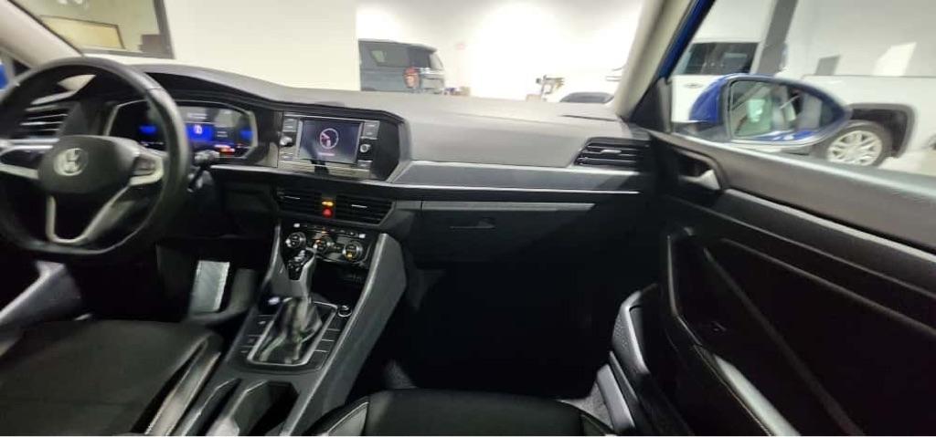 Volkswagen Jetta SE 2024