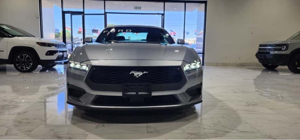 Ford Mustang EcoBoost Coupe 2024