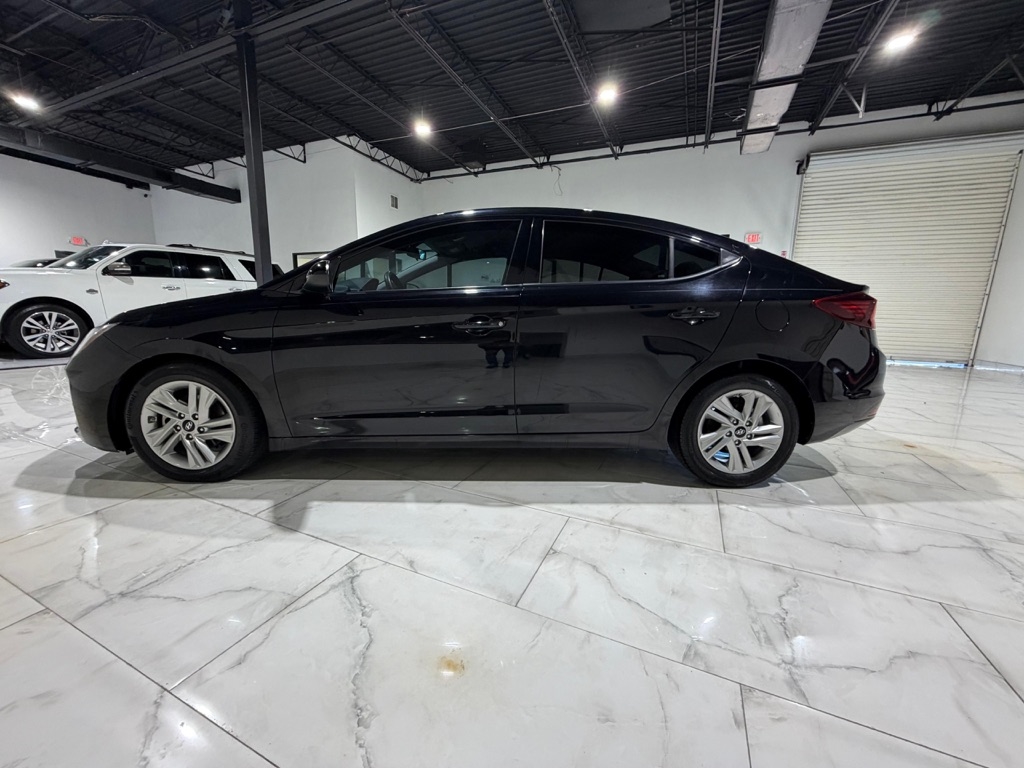 Hyundai Elantra Limited 2020