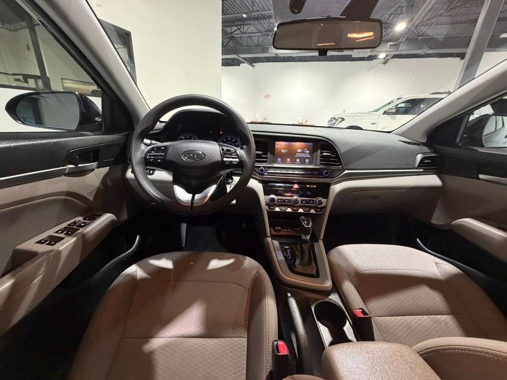 Hyundai Elantra Limited 2020