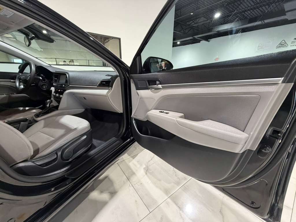 Hyundai Elantra Limited 2020