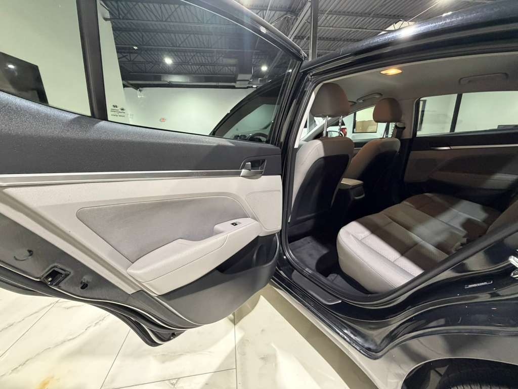 Hyundai Elantra Limited 2020