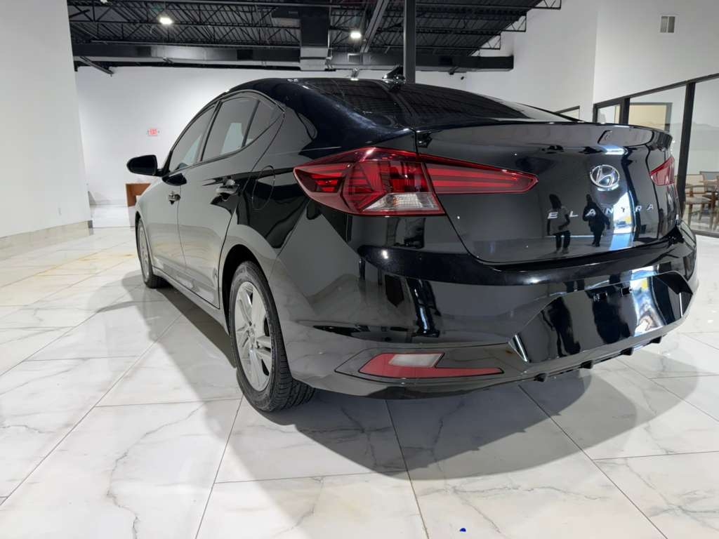 Hyundai Elantra Limited 2020
