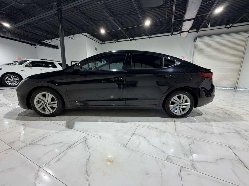 Hyundai Elantra Limited 2020