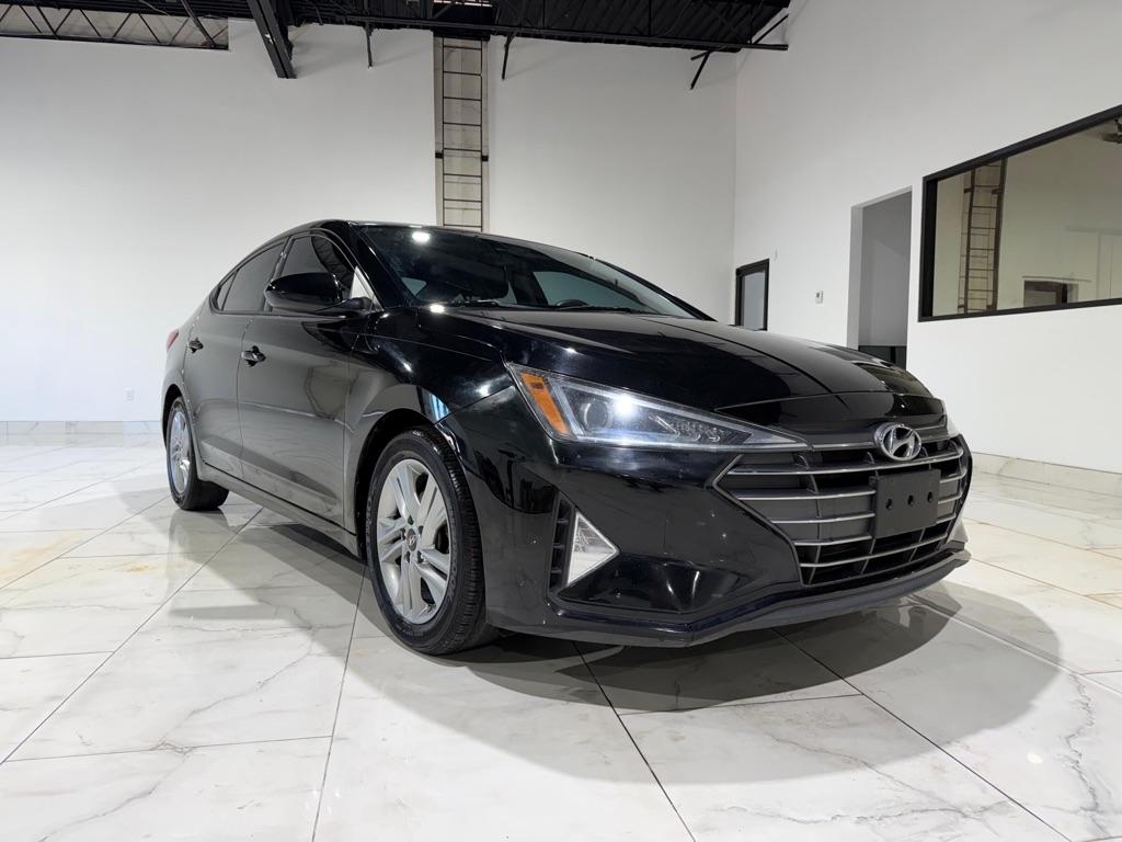 Hyundai Elantra Limited 2020