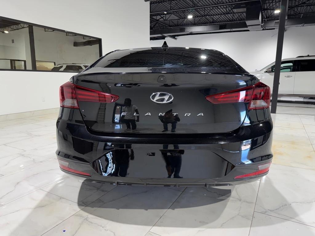 Hyundai Elantra Limited 2020