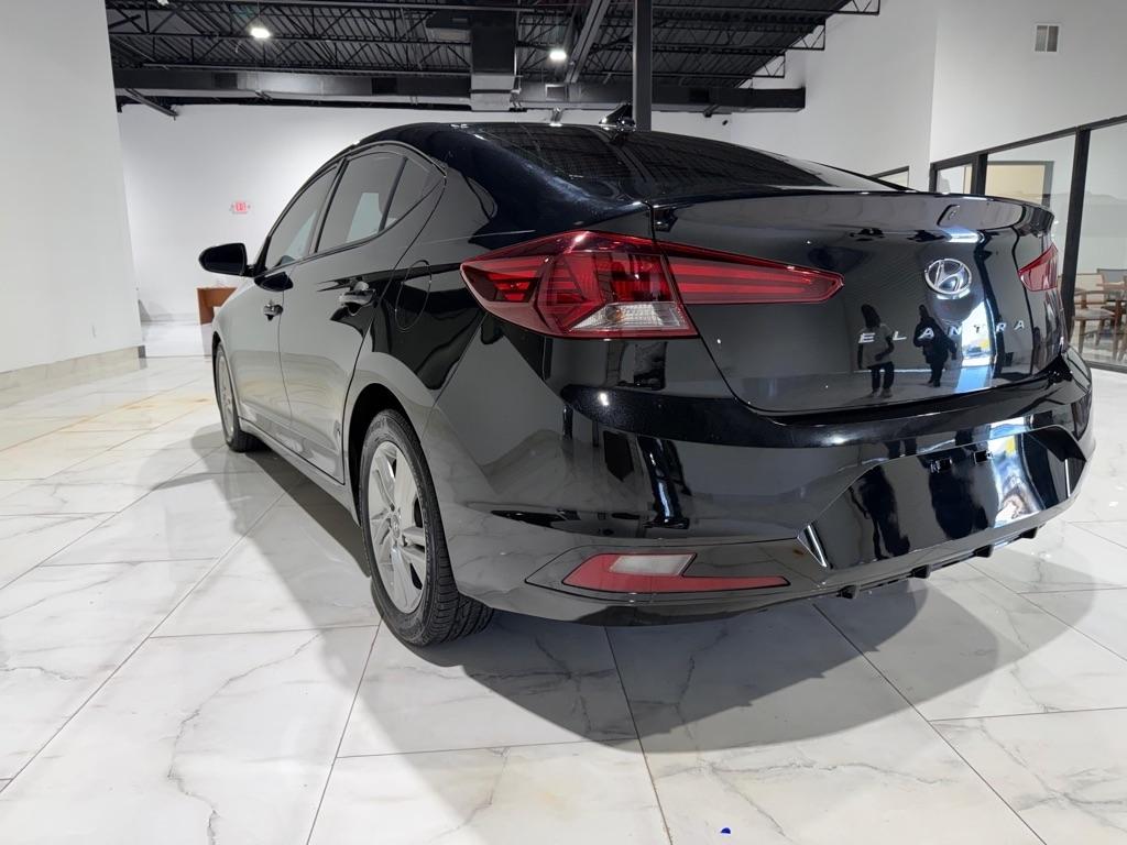 Hyundai Elantra Limited 2020