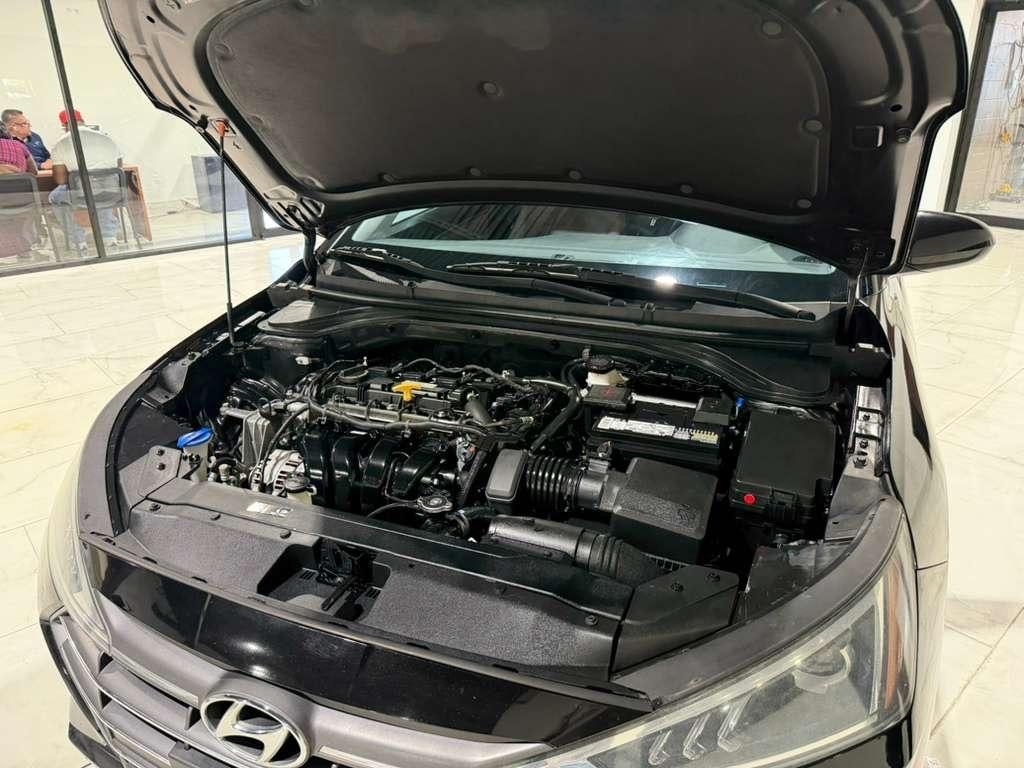 Hyundai Elantra Limited 2020