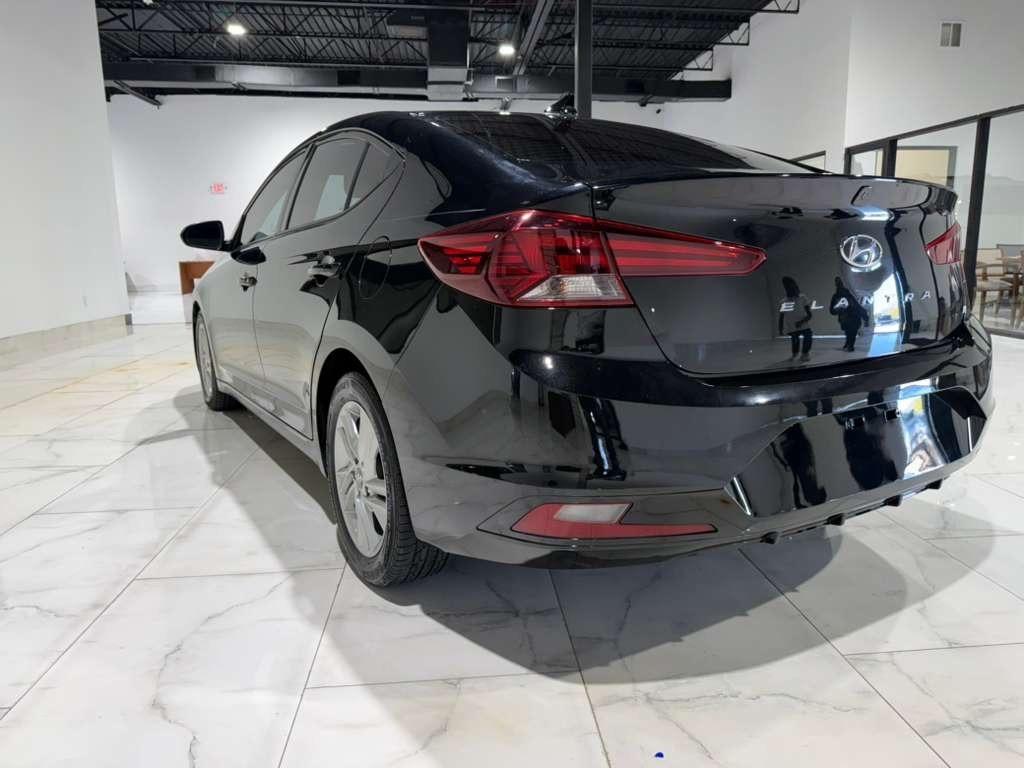 Hyundai Elantra Limited 2020