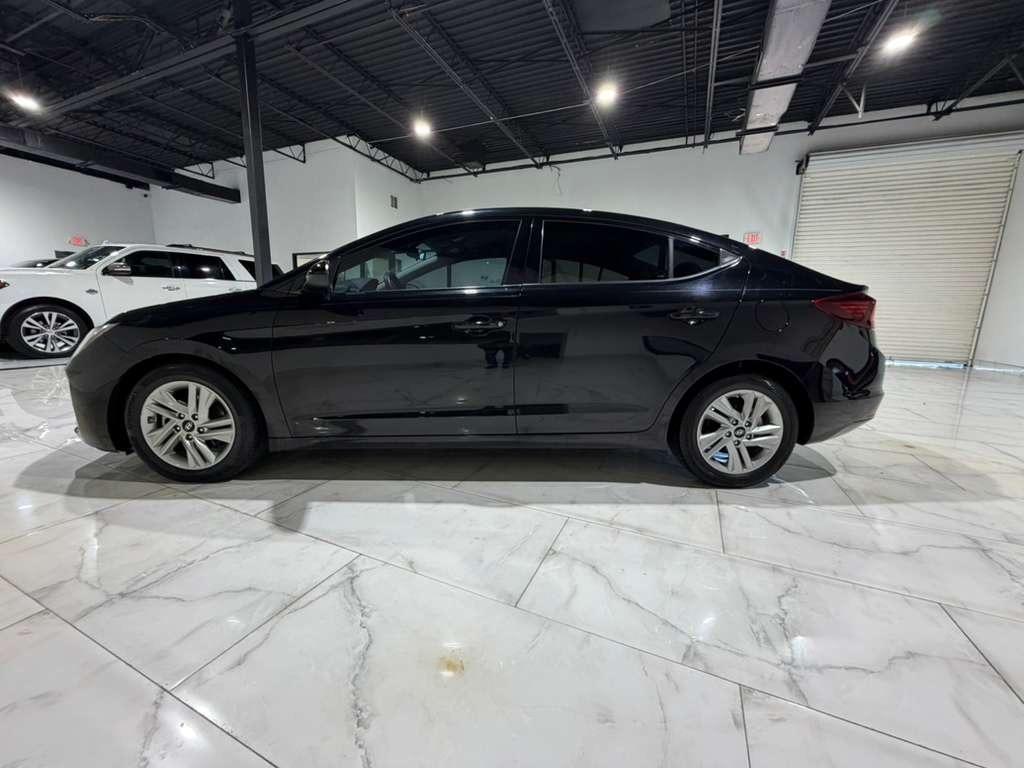 Hyundai Elantra Limited 2020
