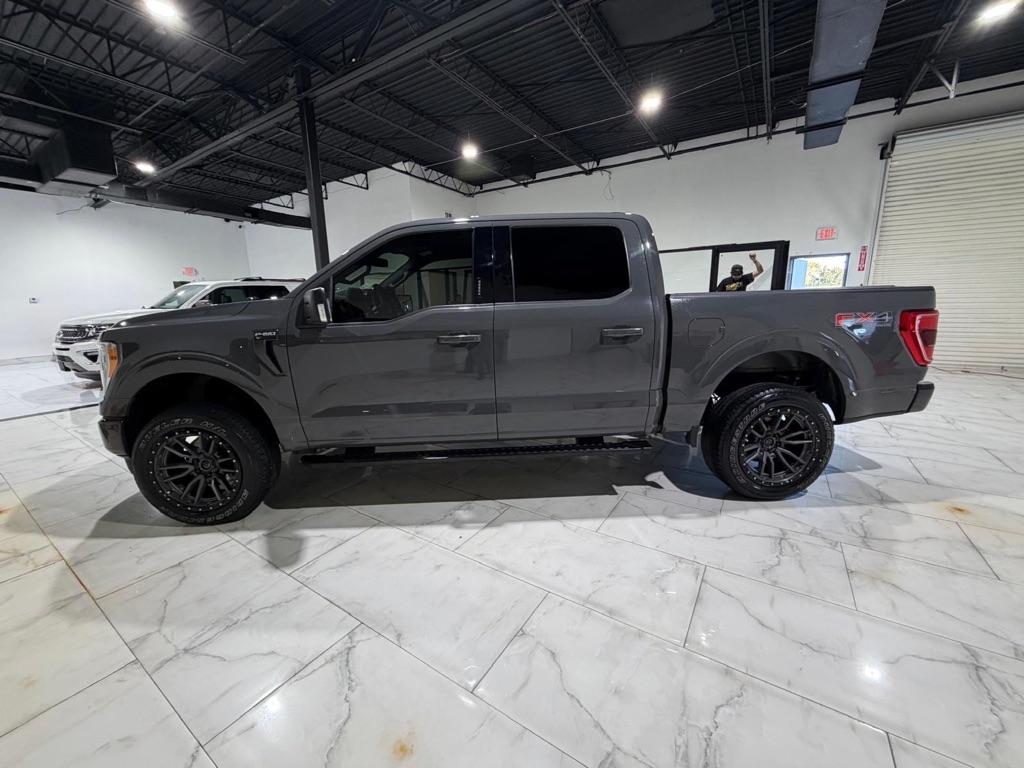 Ford F-150 XLT SuperCrew 5.5-ft. Bed 4WD 2021