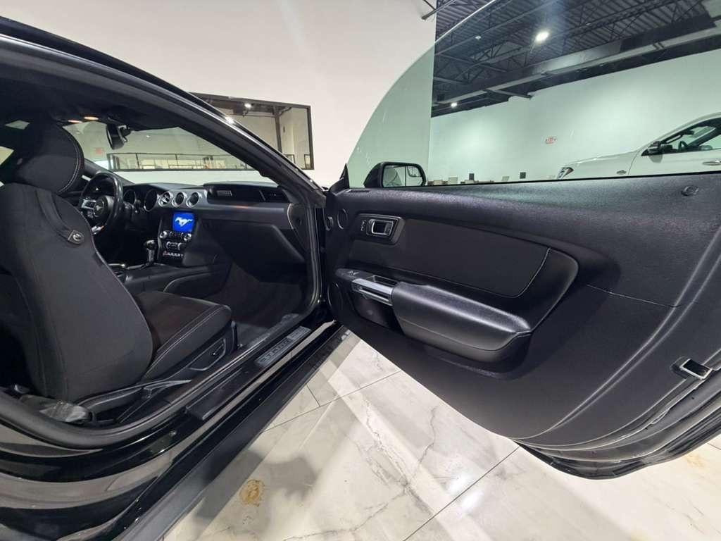 Ford Mustang EcoBoost Coupe 2018