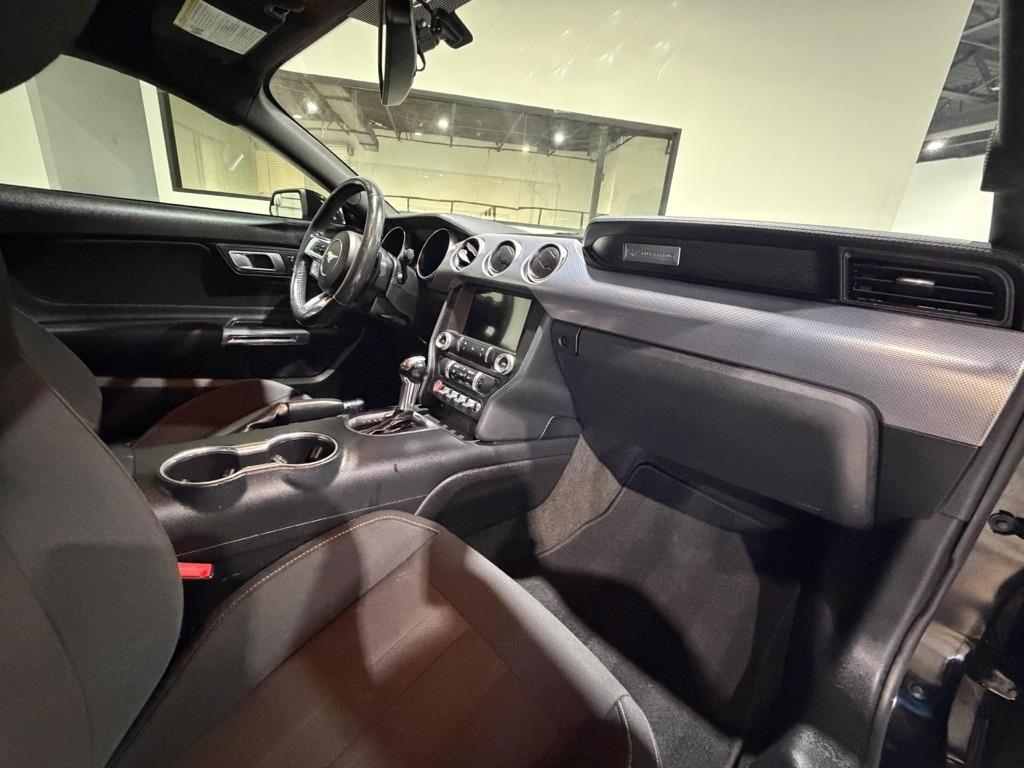 Ford Mustang EcoBoost Coupe 2018