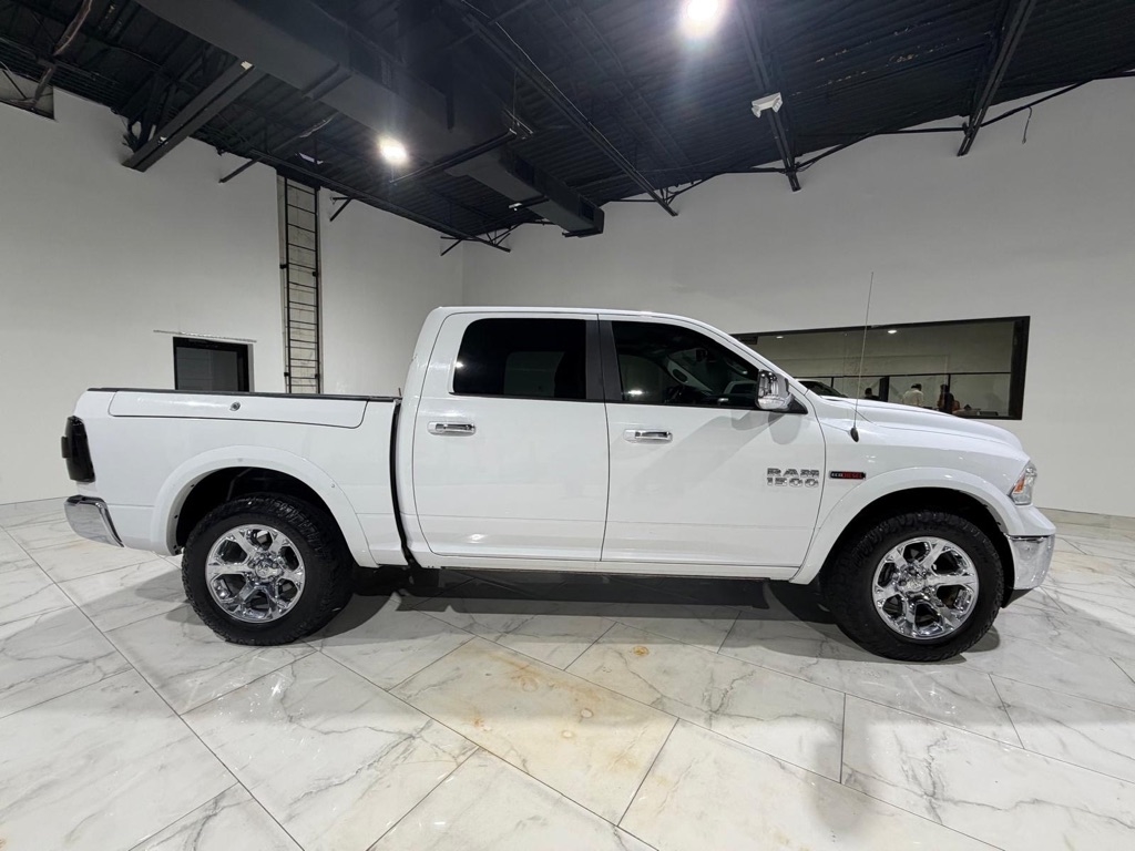 RAM 1500 Laramie Crew Cab SWB 4WD 2017