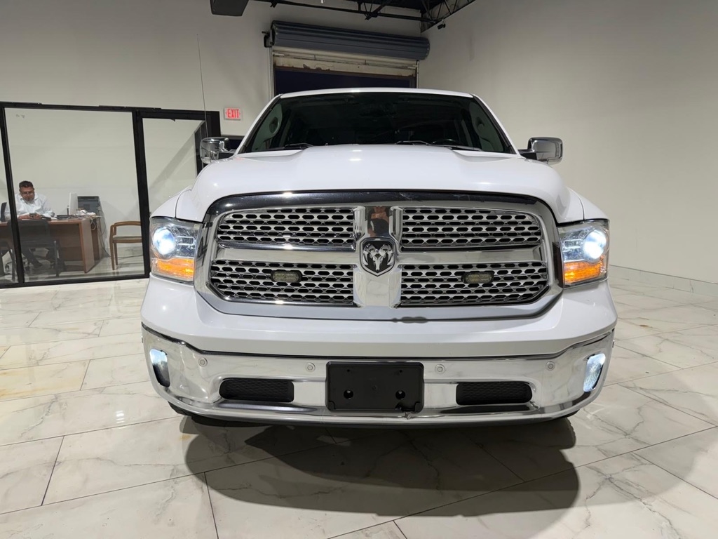 RAM 1500 Laramie Crew Cab SWB 4WD 2017