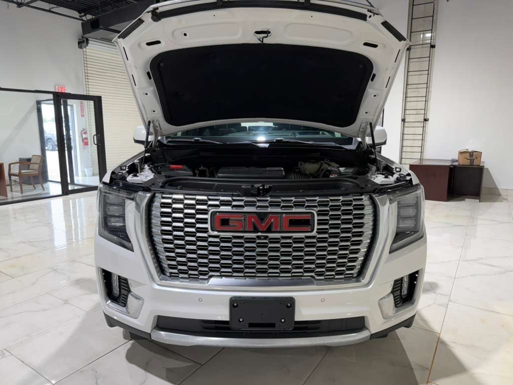 GMC Yukon Denali 2WD 2021