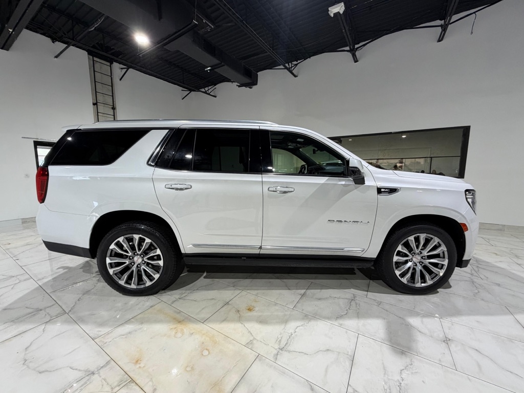 GMC Yukon Denali 2WD 2021