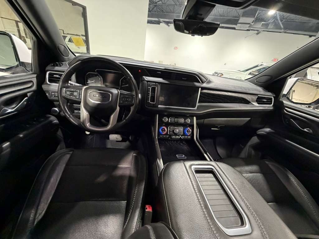 GMC Yukon Denali 2WD 2021