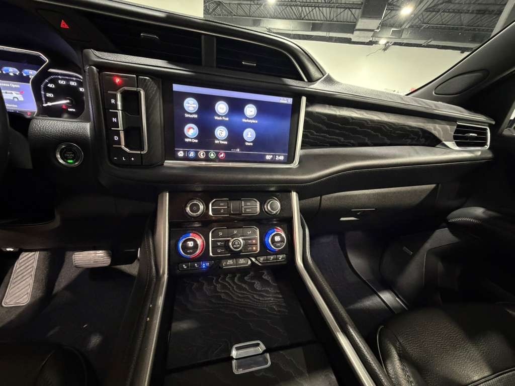 GMC Yukon Denali 2WD 2021