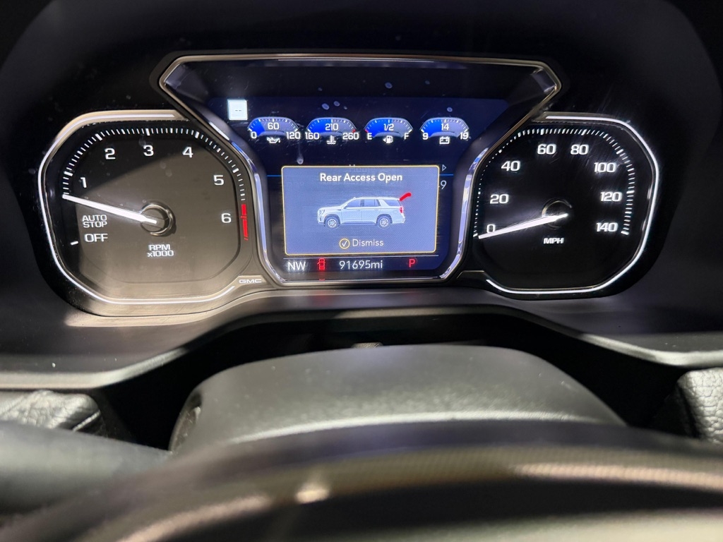 GMC Yukon Denali 2WD 2021