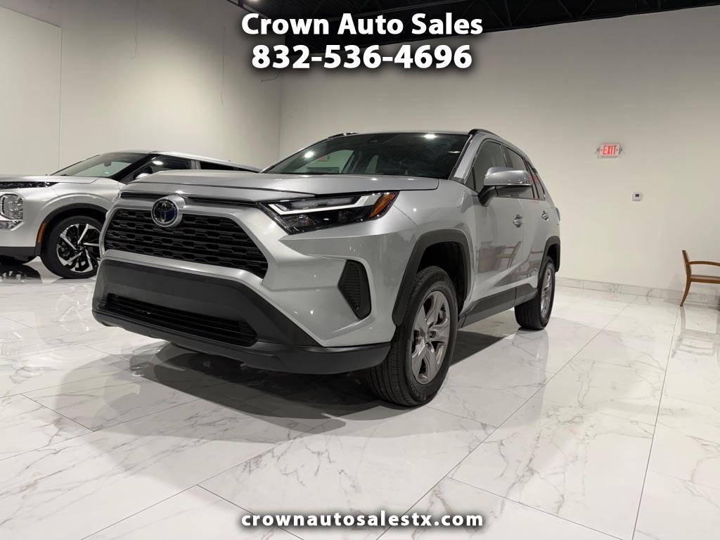 2025 Toyota RAV4 XLE AWD
