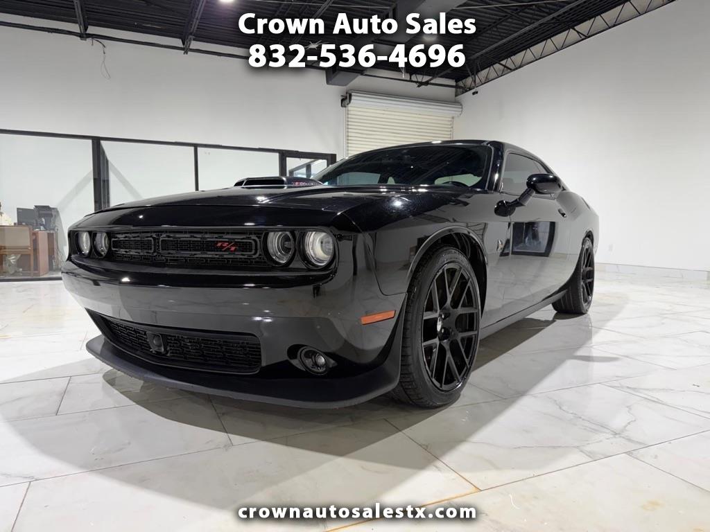 2015 Dodge Challenger Scat Pack's photo