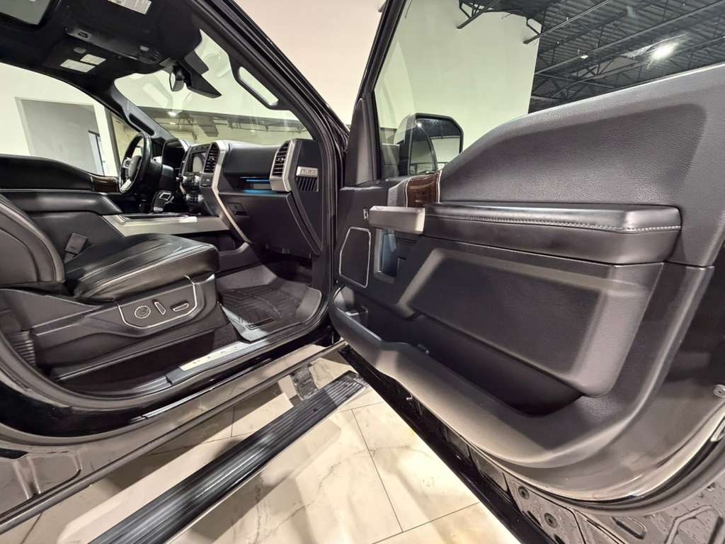 Ford F-150 Platinum SuperCrew 5.5-ft. Bed 2WD 2017