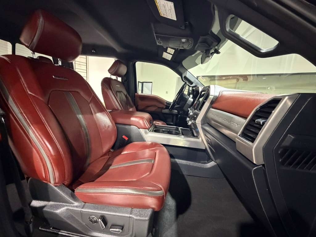 Ford F-250 SD Platinum Crew Cab 4WD 2022