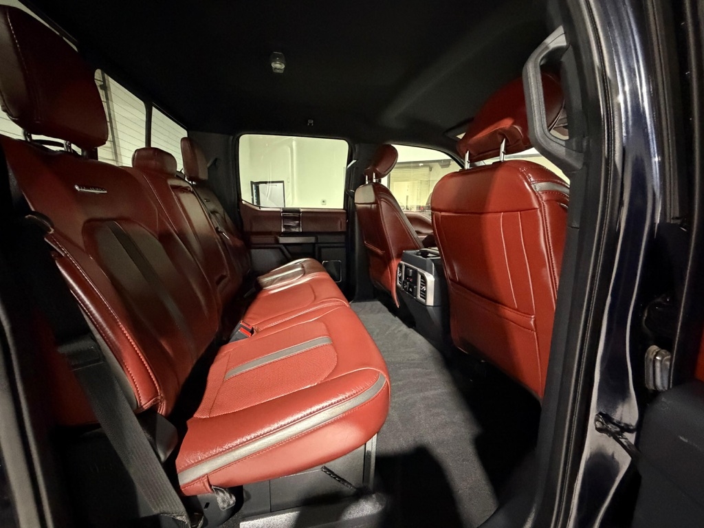 Ford F-250 SD Platinum Crew Cab 4WD 2022