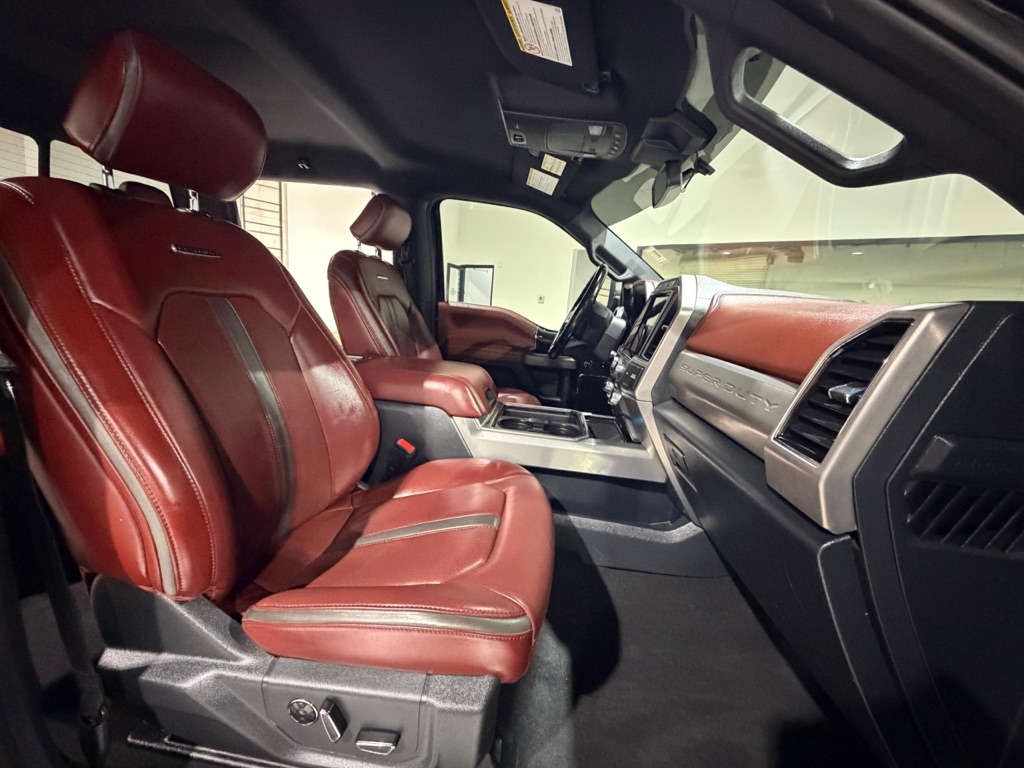 Ford F-250 SD Platinum Crew Cab 4WD 2022