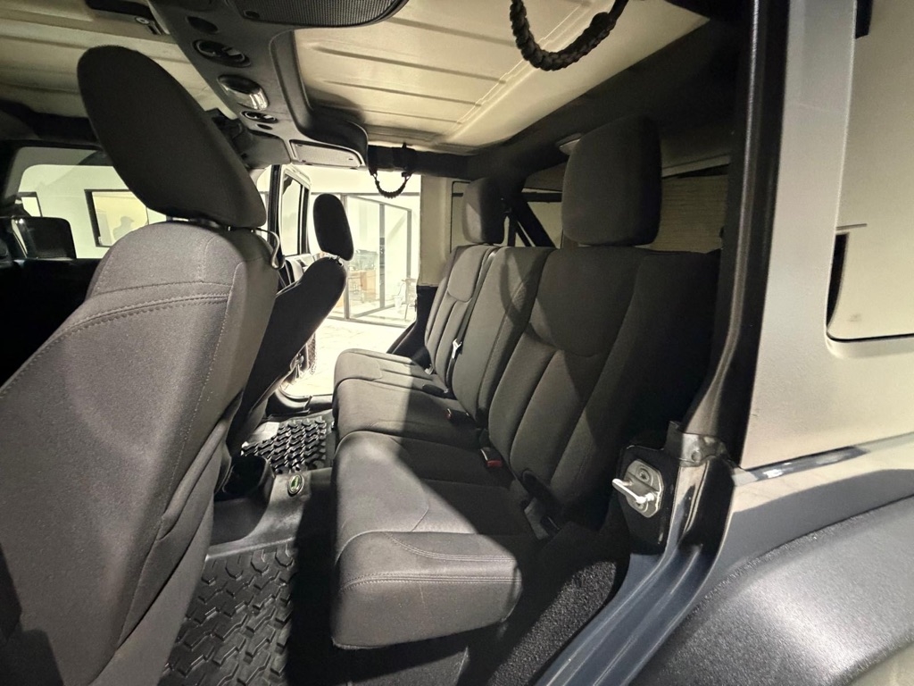 Jeep Wrangler Unlimited Sport 4WD 2016