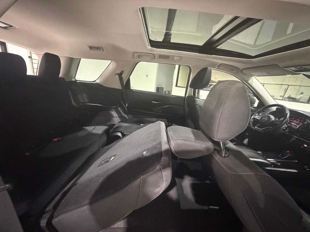 Nissan Pathfinder SV 2022