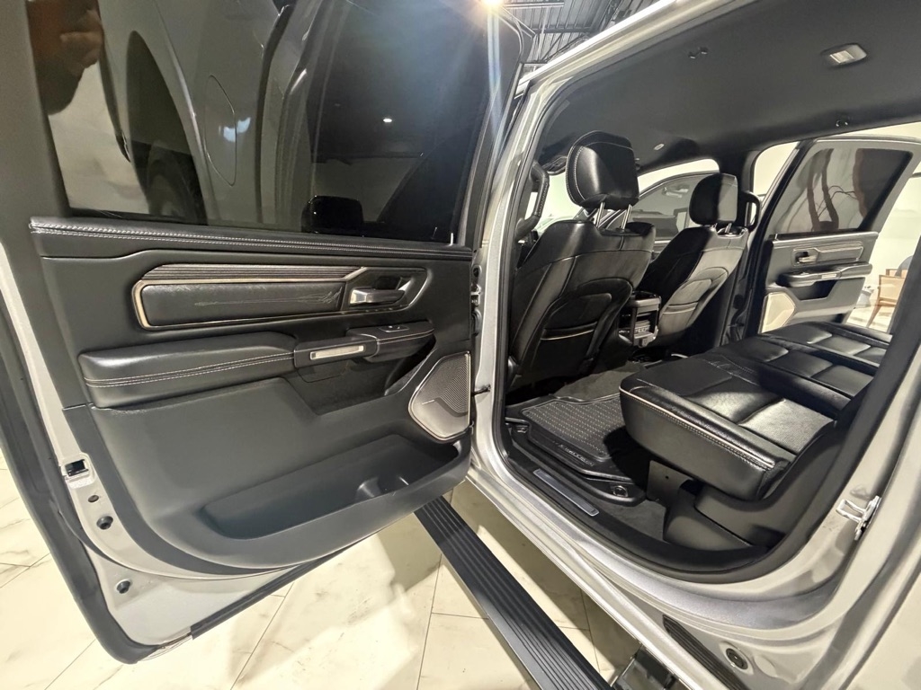 RAM 1500 Limited Crew Cab SWB 4WD 2019